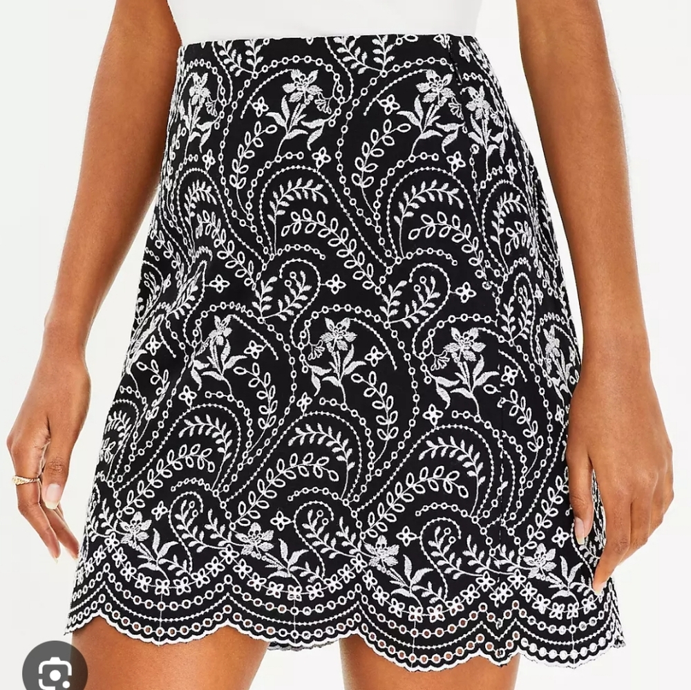 LOFT Embroidered Scallop Shift Mini Skirt Womens 8